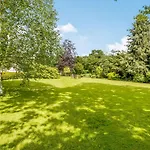 Coach House - E5120 West Burton