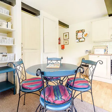 Coach House - E5120 Holiday home *